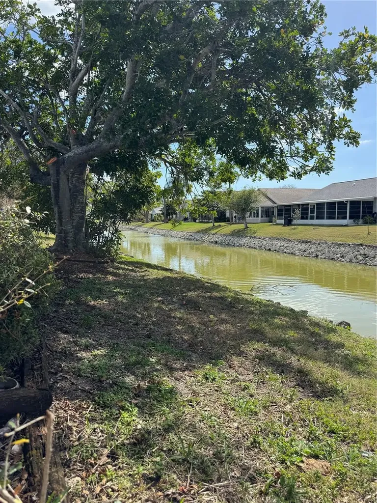 4008 37th Street Court W Bradenton FL 34205