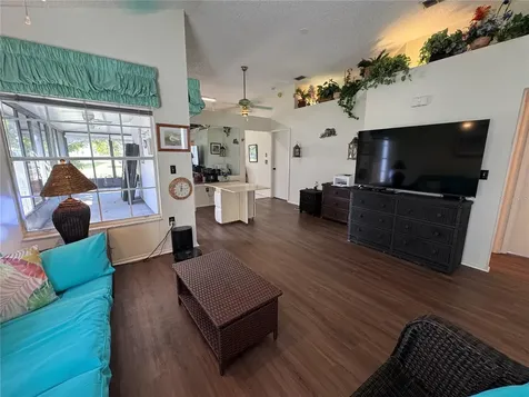 4008 37th Street Court W Bradenton FL 34205