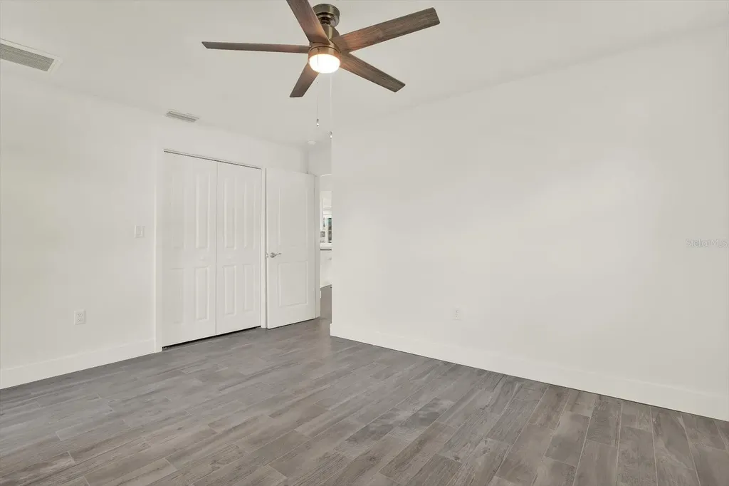 1979 Iowa Avenue NE St Petersburg FL 33703