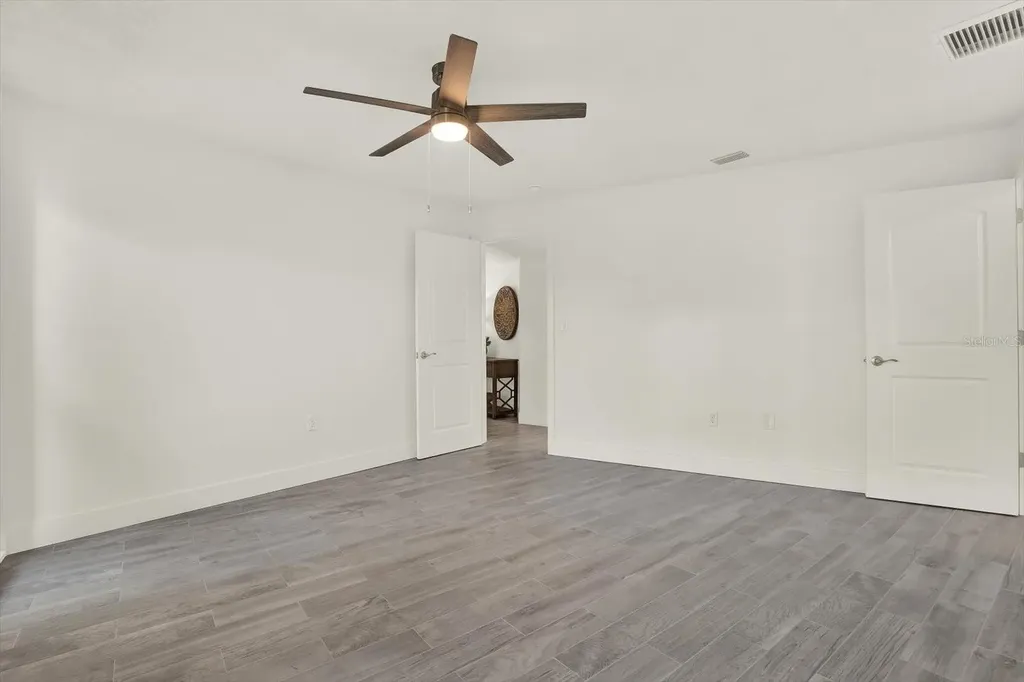1979 Iowa Avenue NE St Petersburg FL 33703