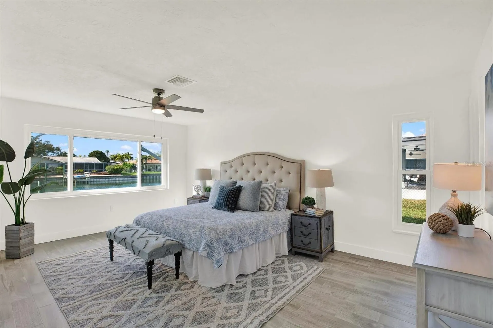 1979 Iowa Avenue NE St Petersburg FL 33703