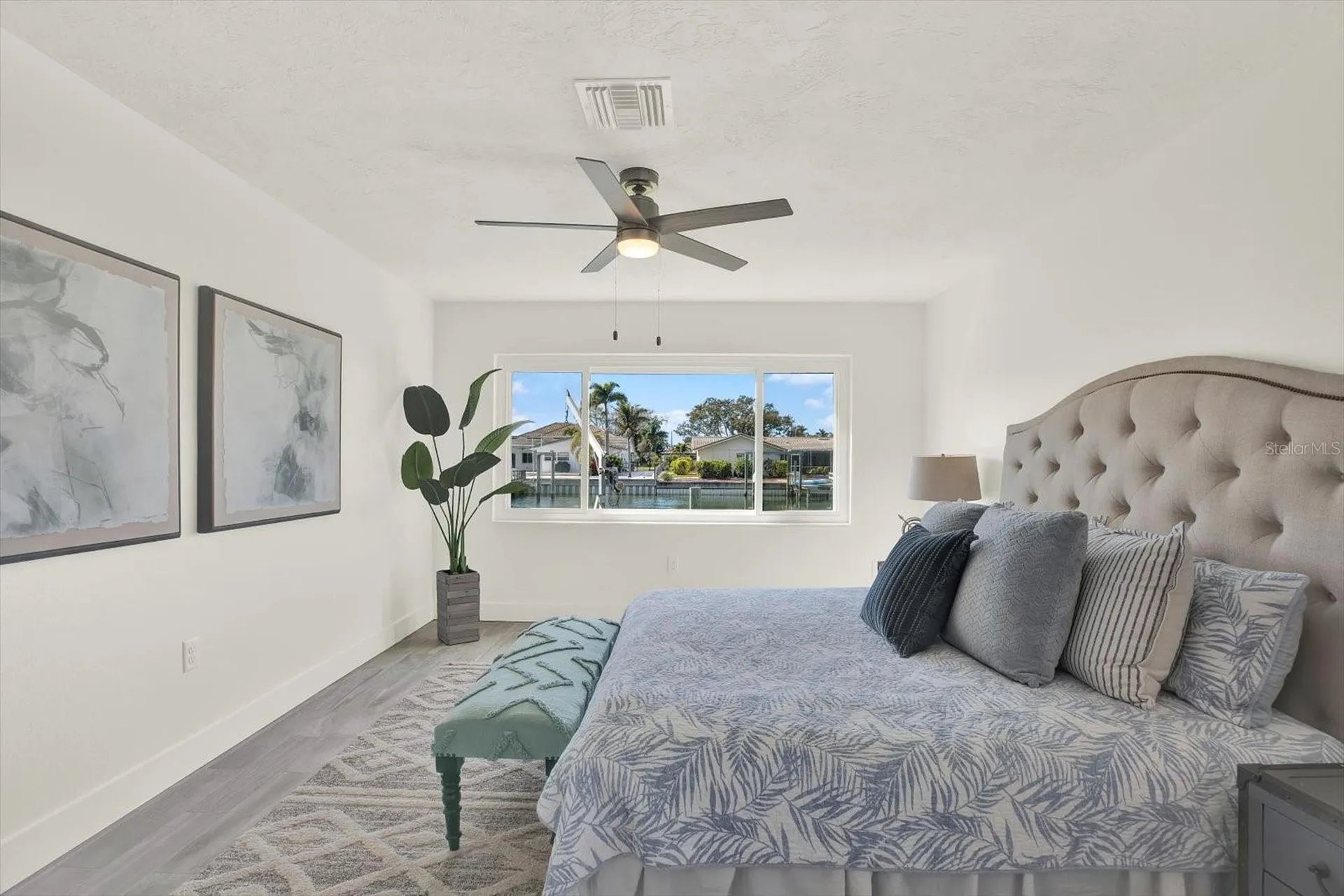 1979 Iowa Avenue NE St Petersburg FL 33703