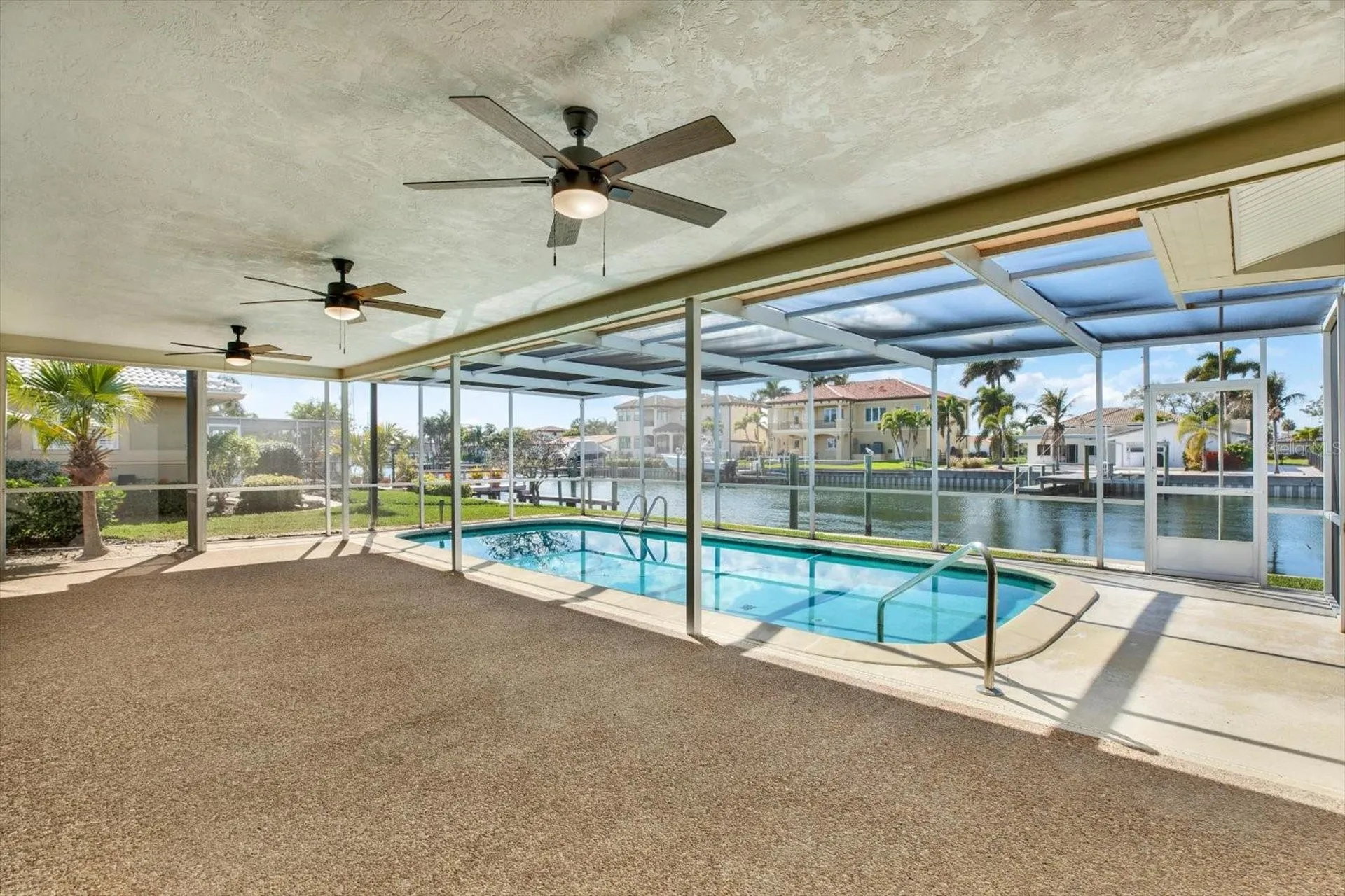1979 Iowa Avenue NE St Petersburg FL 33703