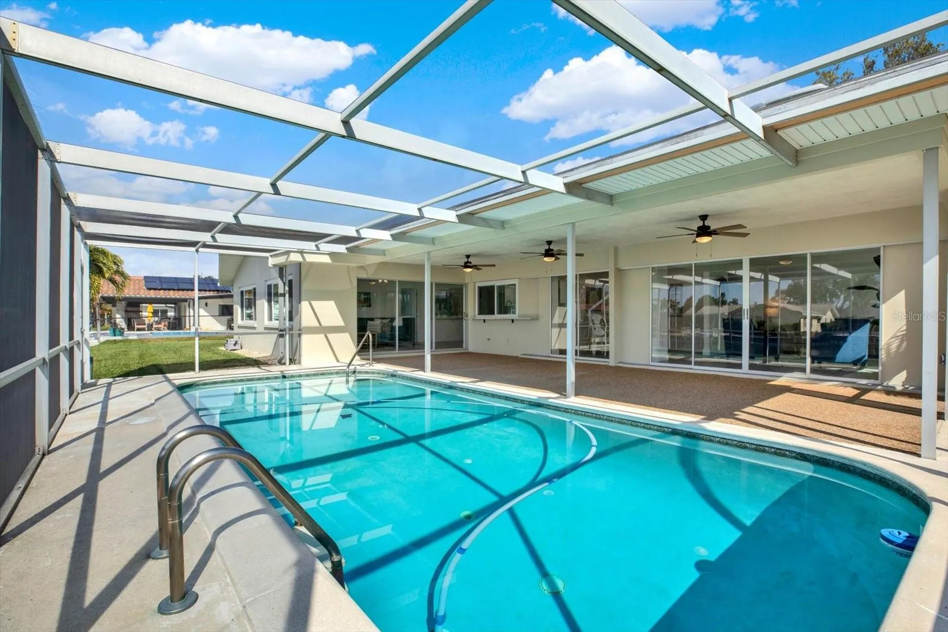 1979 Iowa Avenue NE St Petersburg FL 33703