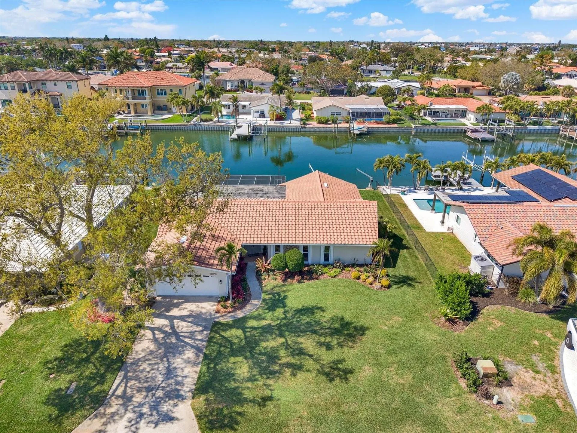 1979 Iowa Avenue NE St Petersburg FL 33703