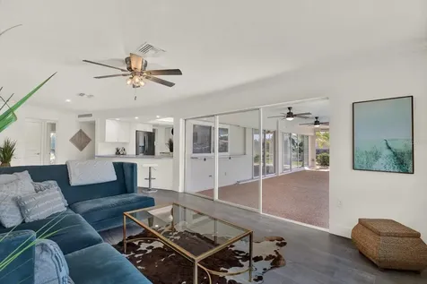 1979 Iowa Avenue NE St Petersburg FL 33703