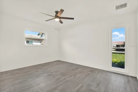 1979 Iowa Avenue NE St Petersburg FL 33703