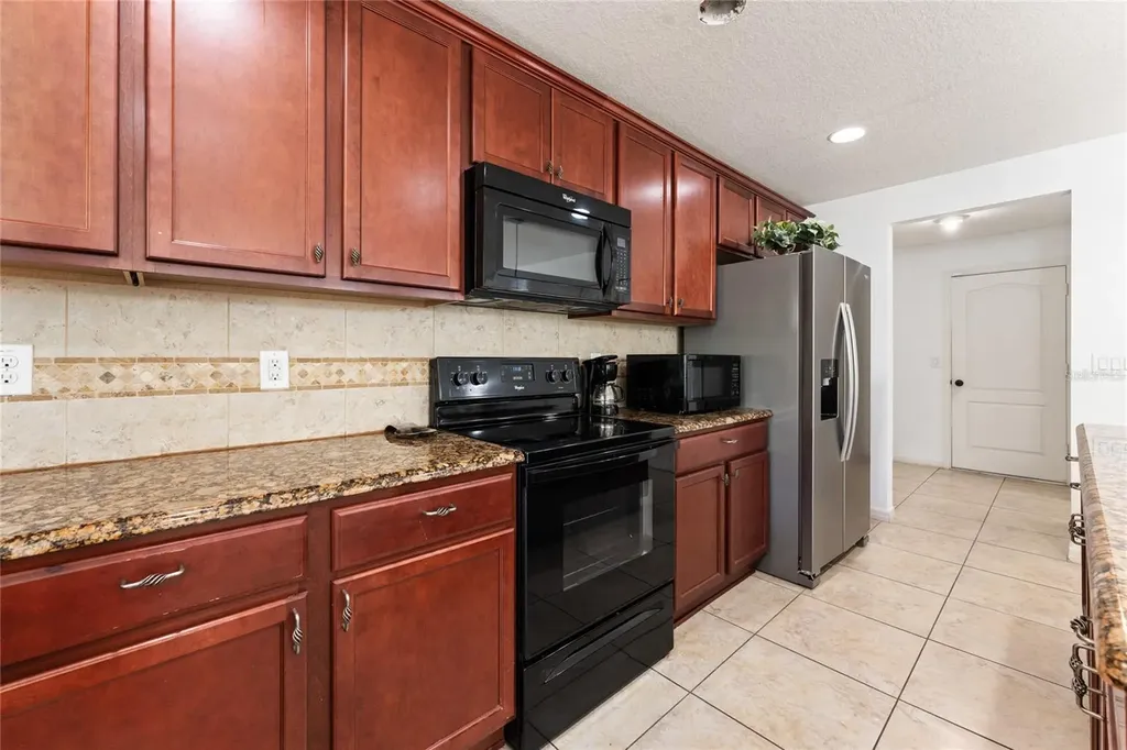 4752 Blue Diamond Street Kissimmee FL 34746
