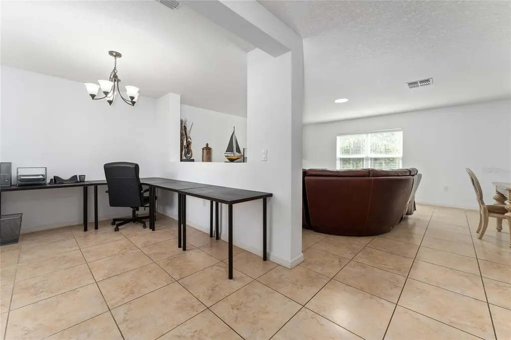 4752 Blue Diamond Street Kissimmee FL 34746