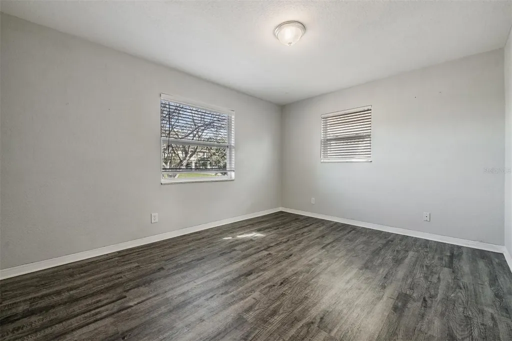 5744 58th Avenue N St Petersburg FL 33709