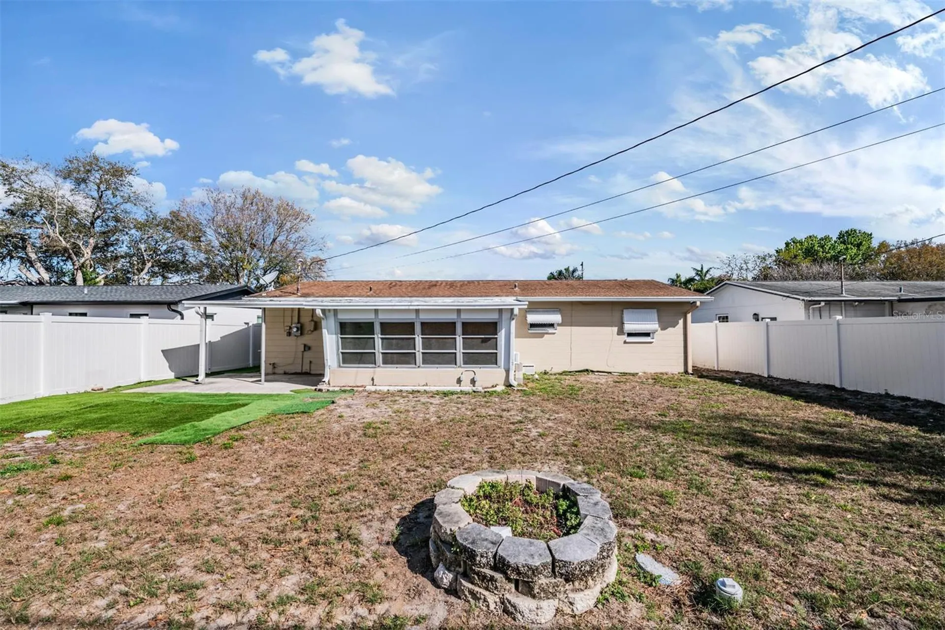 5744 58th Avenue N St Petersburg FL 33709