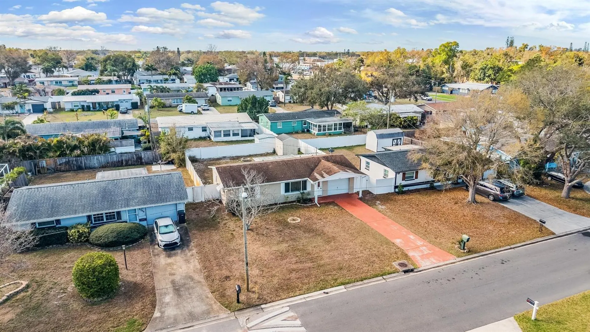 5744 58th Avenue N St Petersburg FL 33709