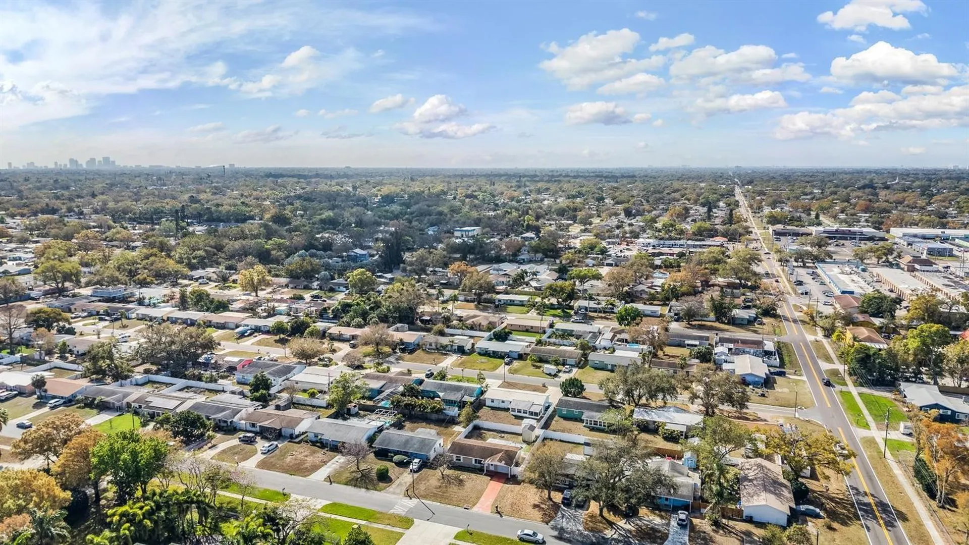 5744 58th Avenue N St Petersburg FL 33709