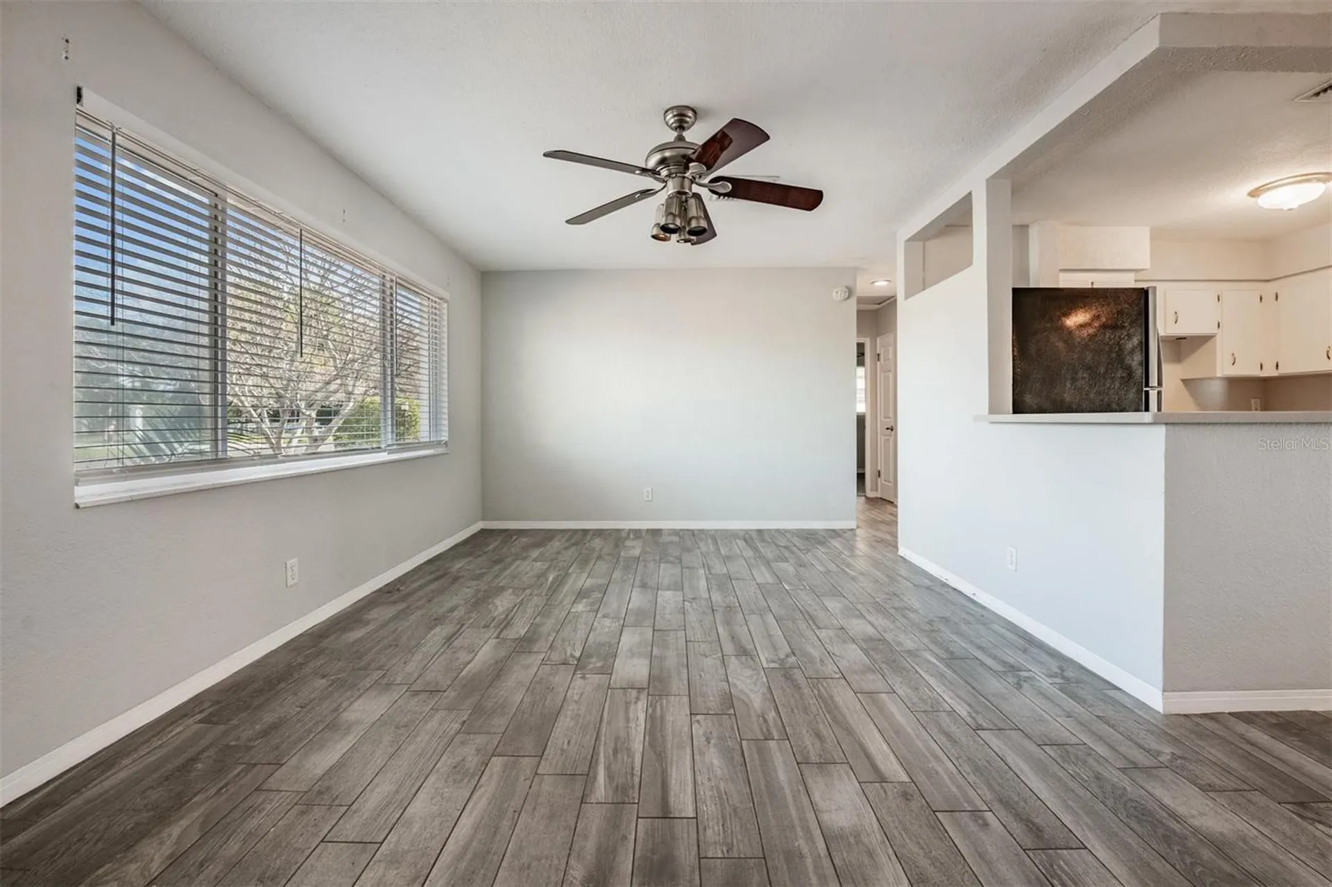 5744 58th Avenue N St Petersburg FL 33709