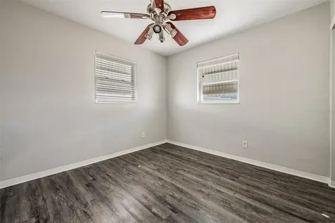 5744 58th Avenue N St Petersburg FL 33709