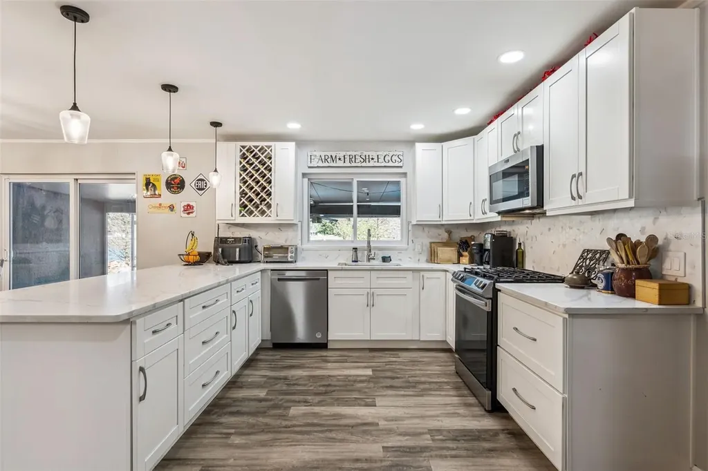 76 Sweetbriar Branch Longwood FL 32750