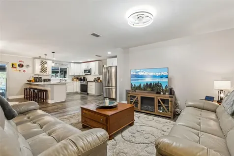 76 Sweetbriar Branch Longwood FL 32750