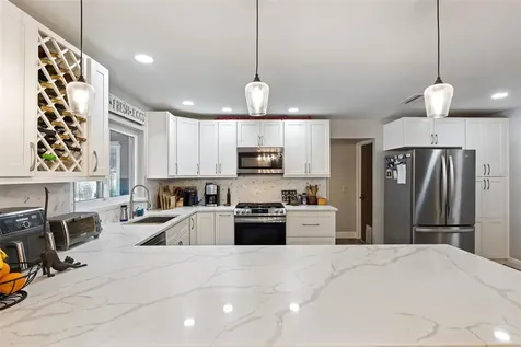 76 Sweetbriar Branch Longwood FL 32750