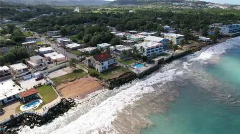 1 St (playa Fortuna) Bo Fortuna #10 Luquillo PR 00773