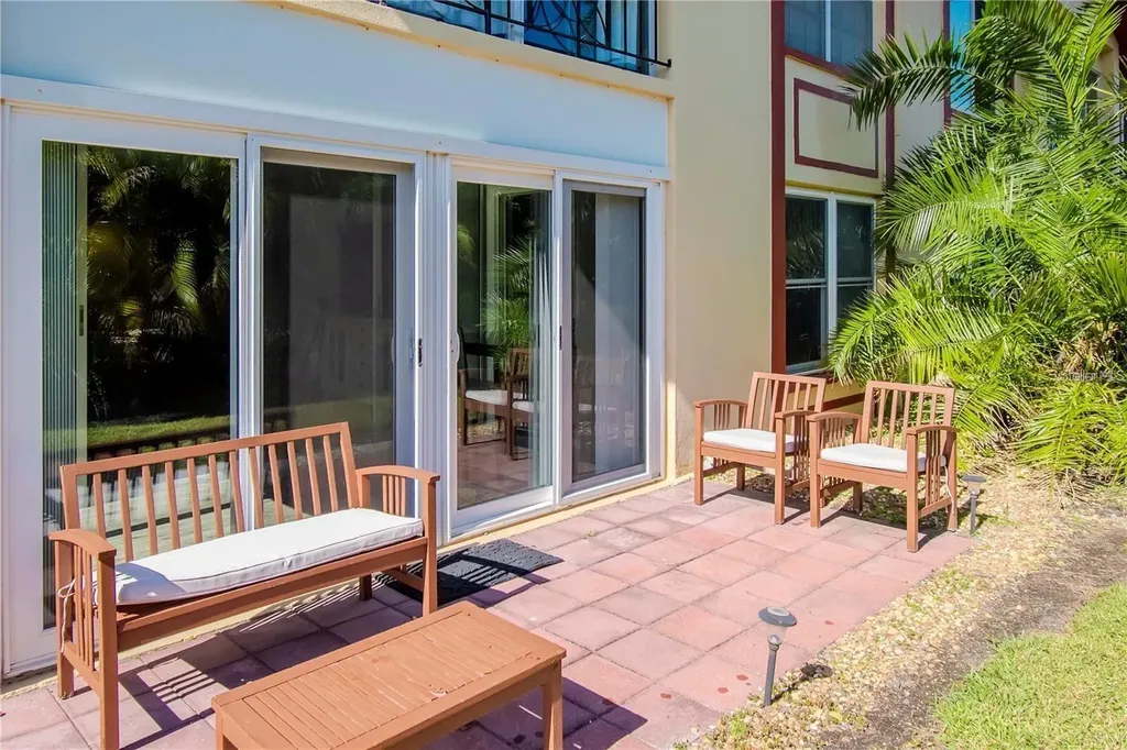 10351 Regal Drive Largo FL 33774