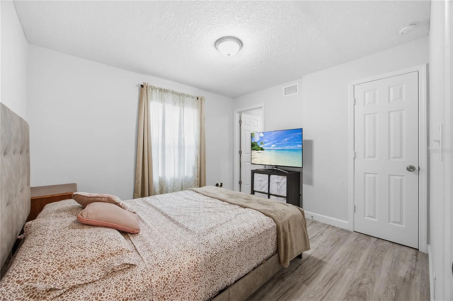 2350 Valley Drive Apopka FL 32703