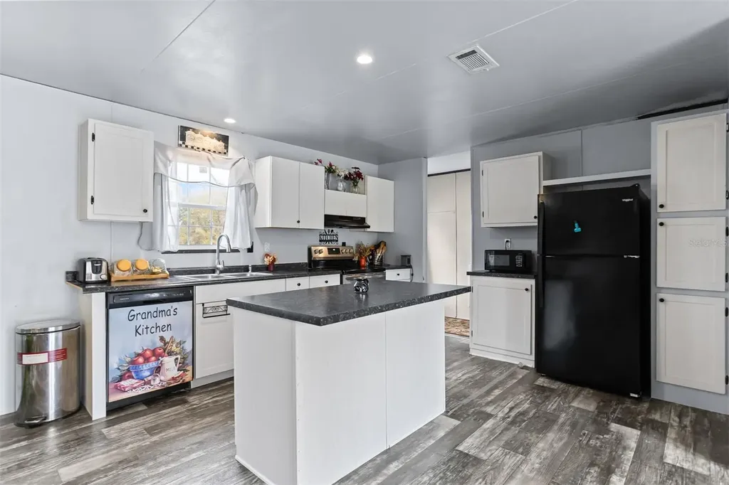 40545 Stewart Road Zephyrhills FL 33540