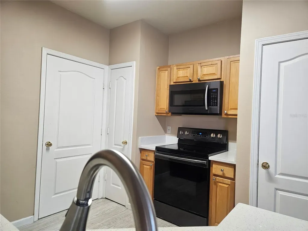 17962 Villa Creek Drive Tampa FL 33647