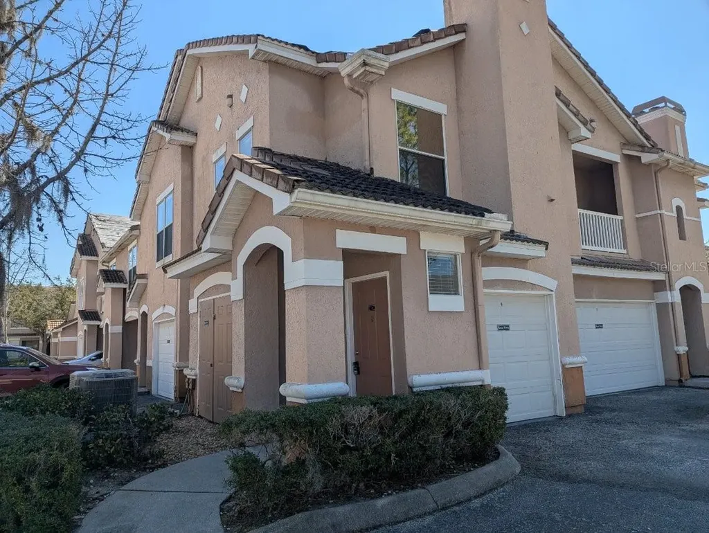 17962 Villa Creek Drive Tampa FL 33647