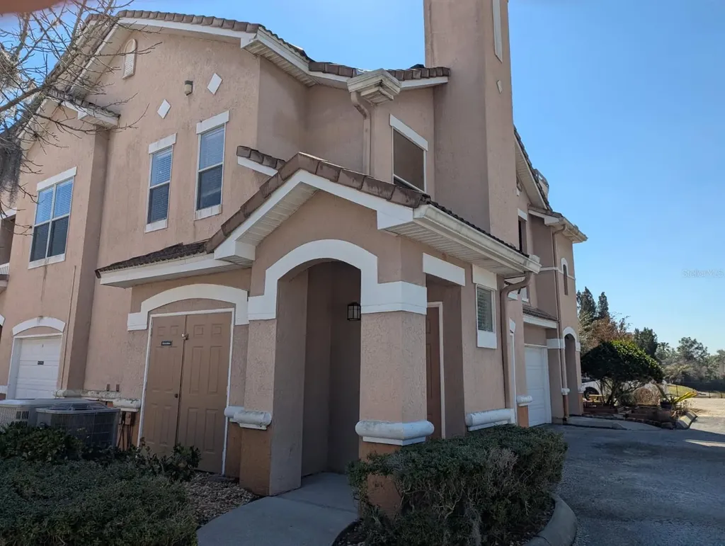 17962 Villa Creek Drive Tampa FL 33647