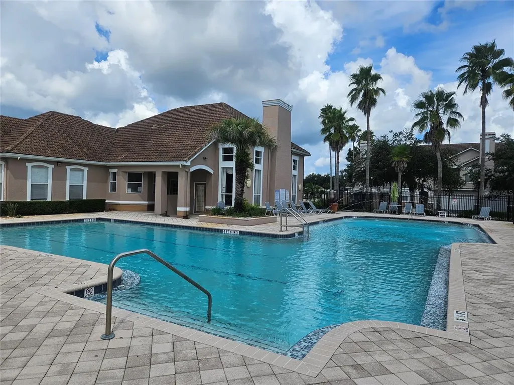 17962 Villa Creek Drive Tampa FL 33647