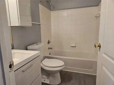 17962 Villa Creek Drive Tampa FL 33647