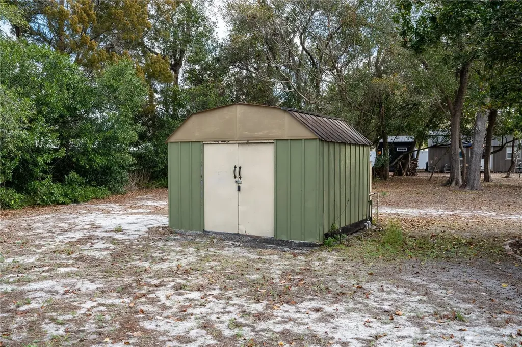1609 Pine Avenue Deland FL 32724