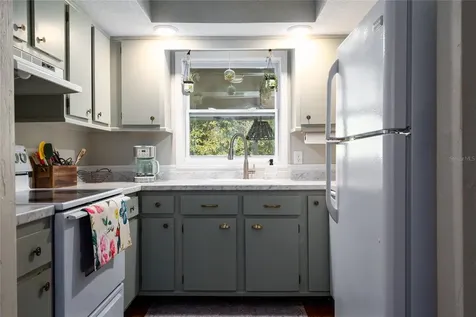 1609 Pine Avenue Deland FL 32724