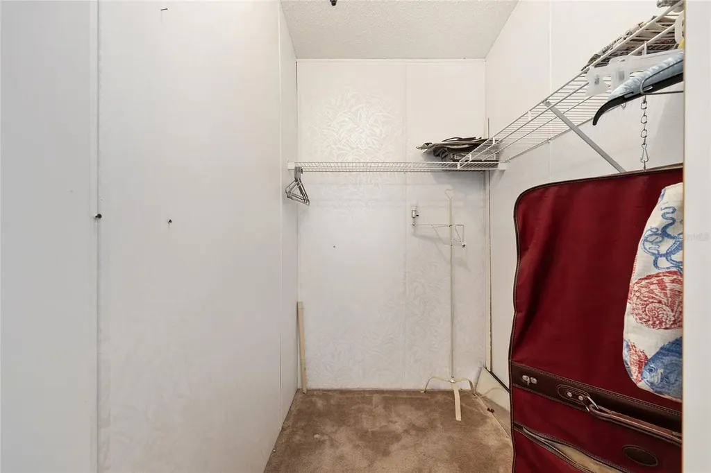 2335 N Loma Point Hernando FL 34442