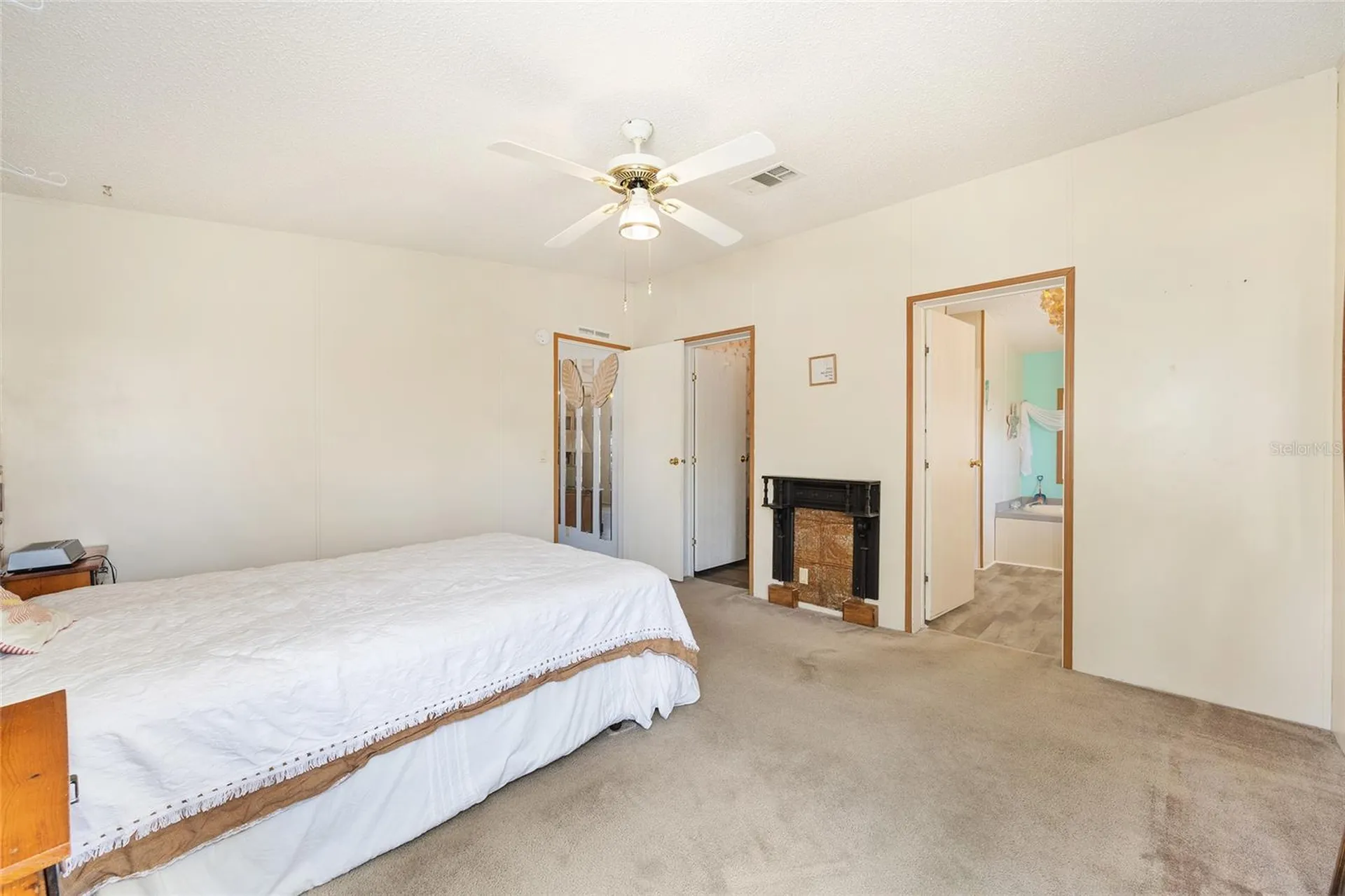 2335 N Loma Point Hernando FL 34442