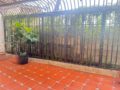 9 Zuania Guaynabo PR 00966
