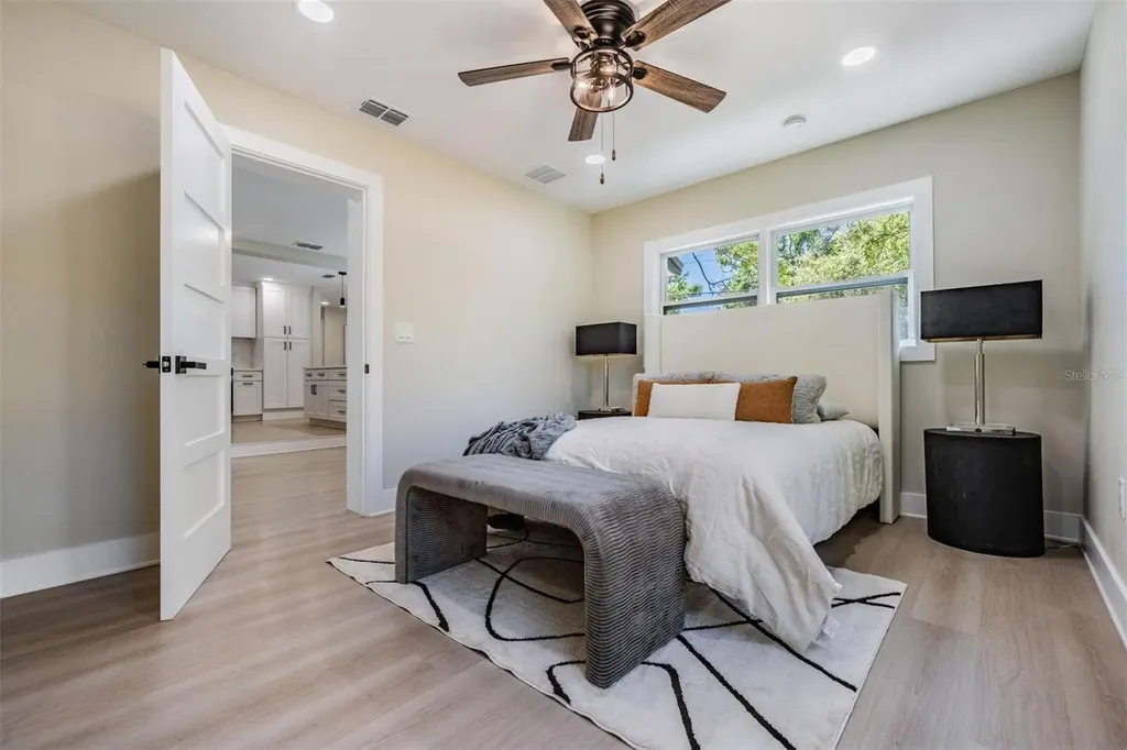 1104 S Lois Avenue Tampa FL 33629