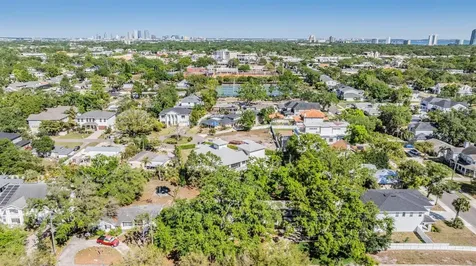 1104 S Lois Avenue Tampa FL 33629