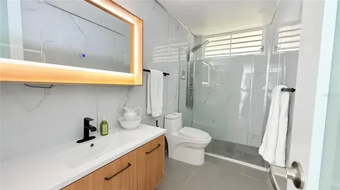 4-3 Paseo De La Alhambra Guaynabo PR 00966