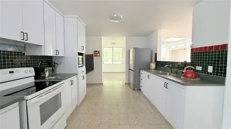 4-3 Paseo De La Alhambra Guaynabo PR 00966