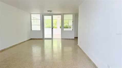 4-3 Paseo De La Alhambra Guaynabo PR 00966