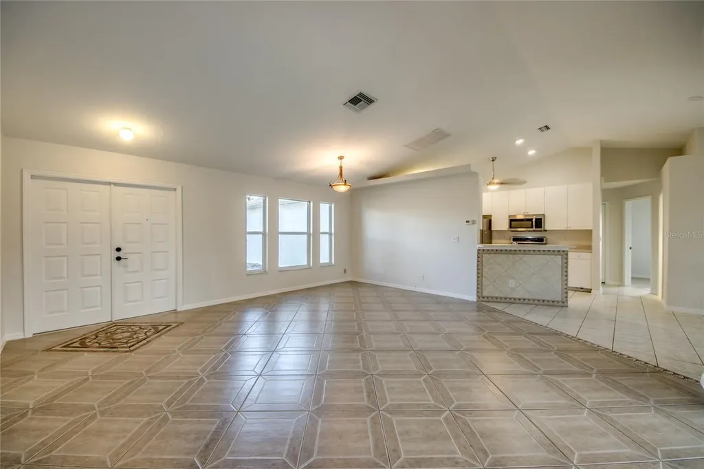 238 SW 43rd Terrace Cape Coral FL 33914