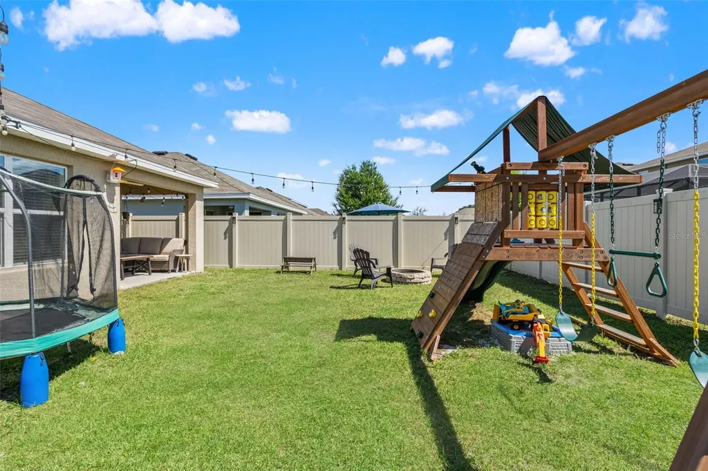4663 Sigcom Place Wildwood FL 34785