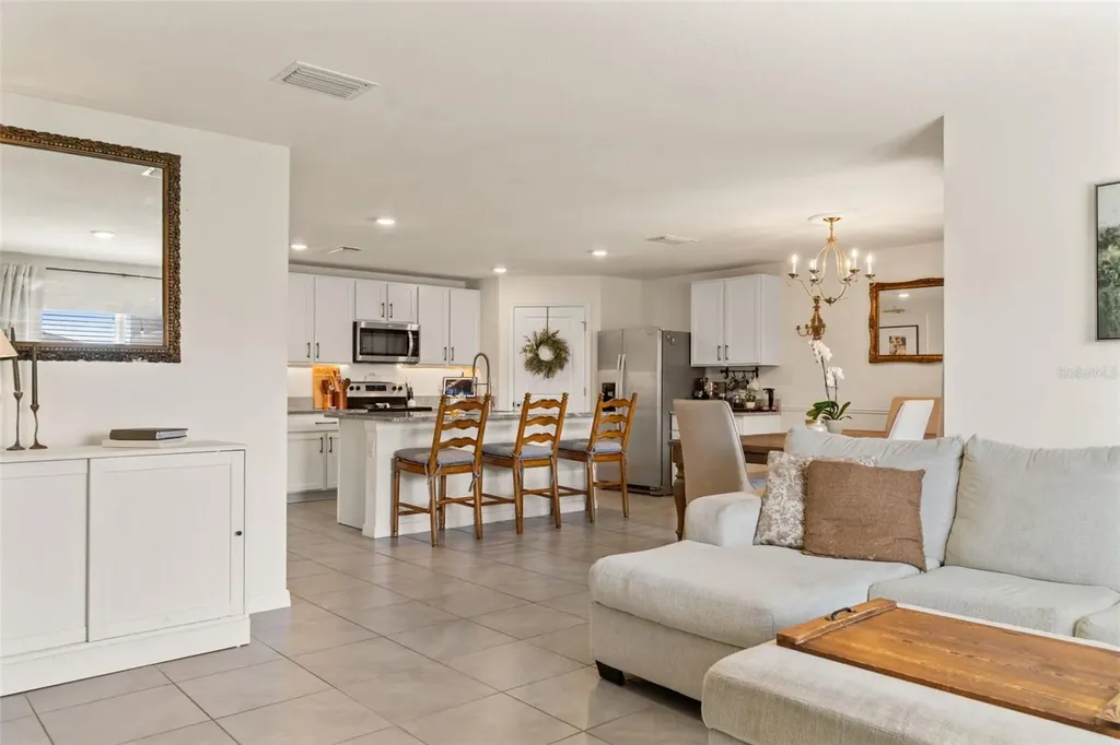 4663 Sigcom Place Wildwood FL 34785