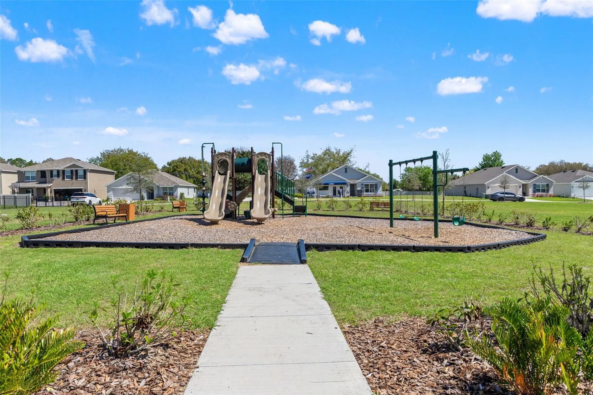 4663 Sigcom Place Wildwood FL 34785