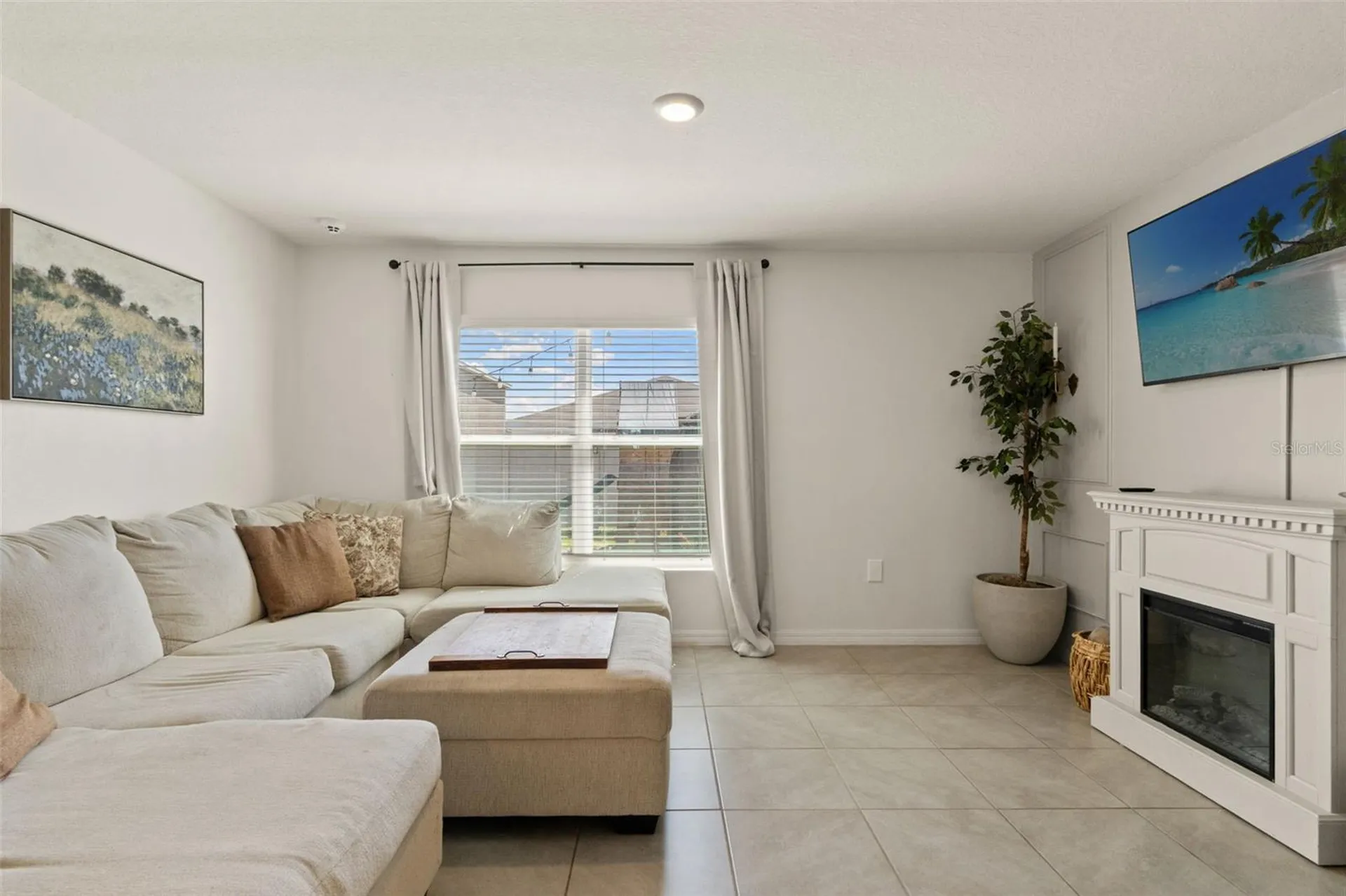4663 Sigcom Place Wildwood FL 34785