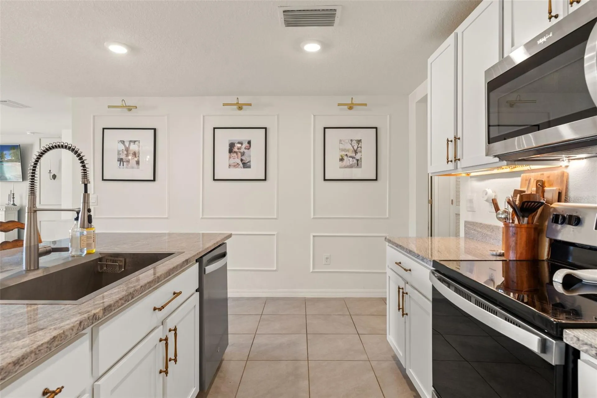 4663 Sigcom Place Wildwood FL 34785