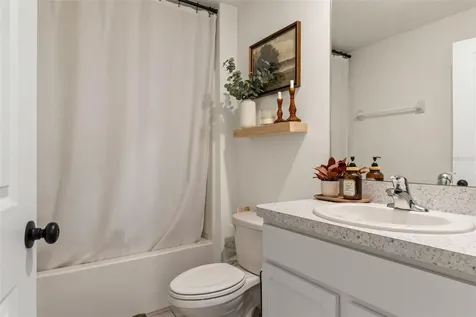4663 Sigcom Place Wildwood FL 34785