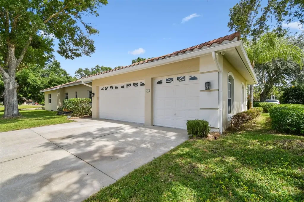3351 Bristol Place Tarpon Springs FL 34688