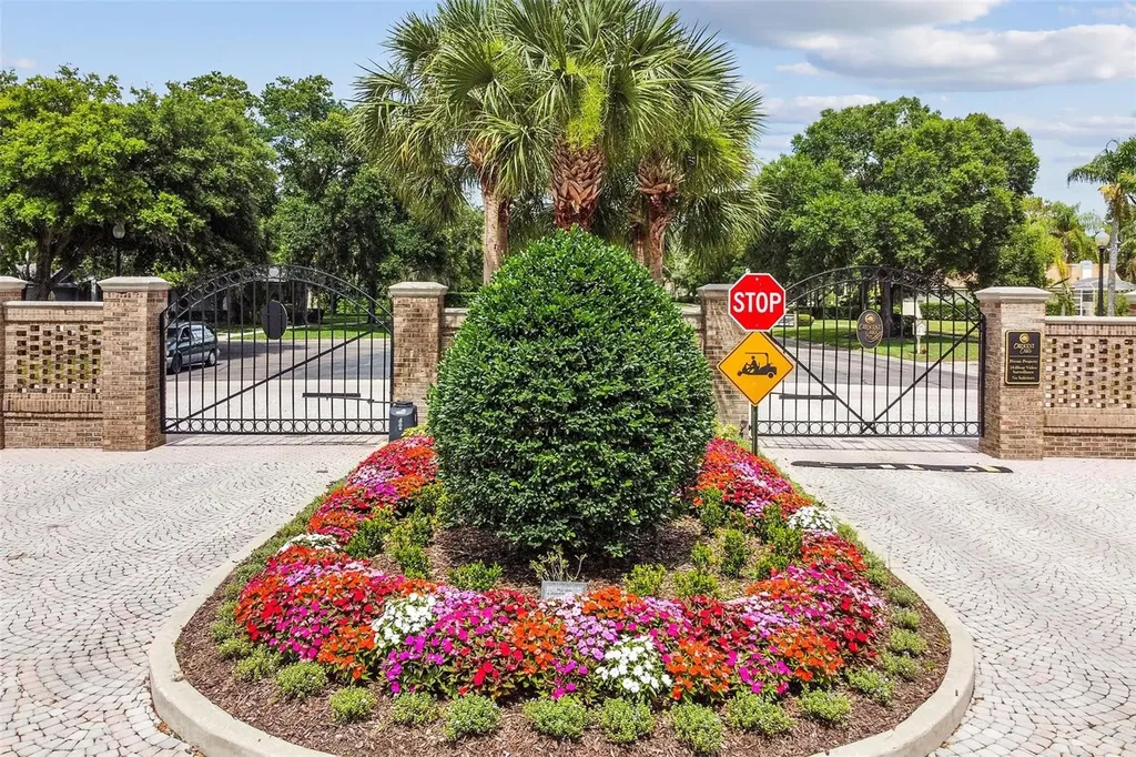3351 Bristol Place Tarpon Springs FL 34688